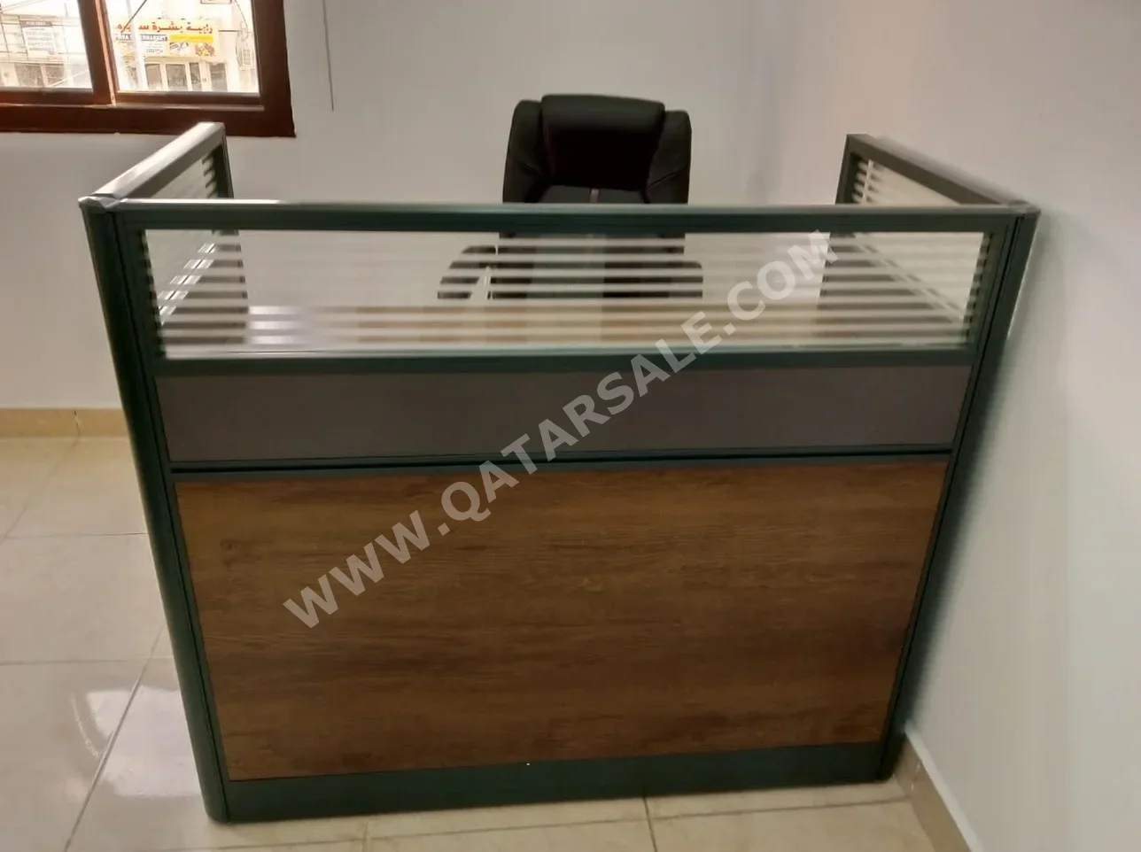 المكاتب ومكاتب الحاسوب - مكتب كمبيوتر  - بنى