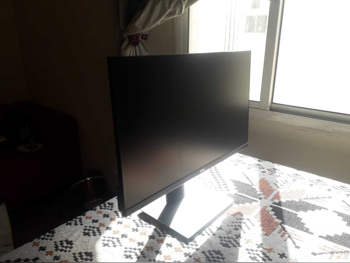 الشاشات ديل \  24 بوصة  أسود  اتش دي ام اي  شاشة عريضة