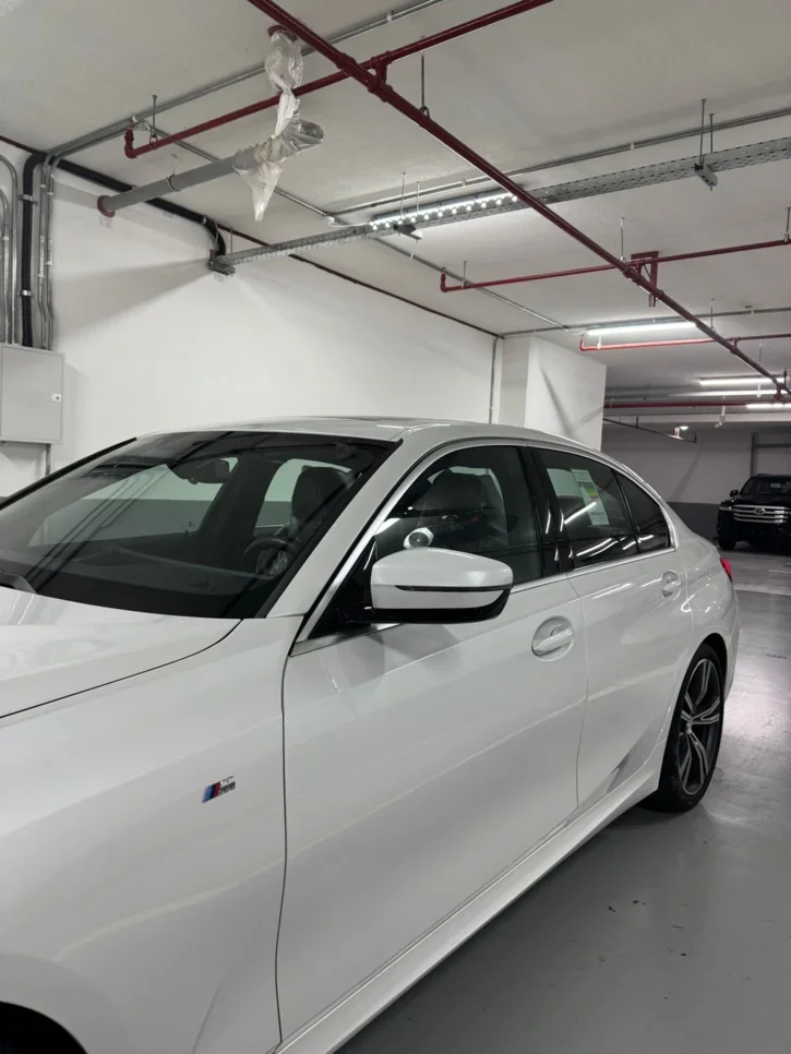 BMW  3-Series  320i  2024  Automatic  13,000 Km  4 Cylinder  Rear Wheel Drive (RWD)  Sedan  Pearl  With Warranty