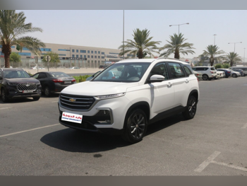 Chevrolet  Captiva  LS  2023  Automatic  85,000 Km  4 Cylinder  Front Wheel Drive (FWD)  SUV  White