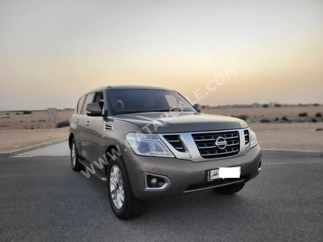 نيسان باترول اس اي 2014 اوتوماتيك 292,000 كم 8 سلندر دفع رباعي اس يو في رمادي
