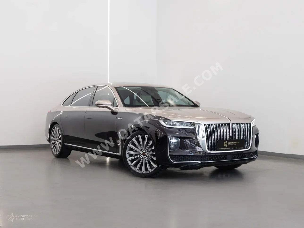 هونغ تشي  اتش 9  2023  اوتوماتيك  61,450 كم  6 سلندر  دفع رباعي  سيدان  عنابي و ذهبي  تحت الضمان