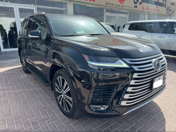 لكزس  ال اكس  600 لكجري  2024  اوتوماتيك  70,000 كم  6 سلندر  دفع رباعي  اس يو في  أسود  تحت الضمان