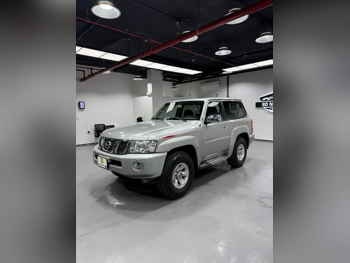 Nissan  Patrol  Safari  2021  Manual  33,688 Km  6 Cylinder  Four Wheel Drive (4WD)  SUV  Silver