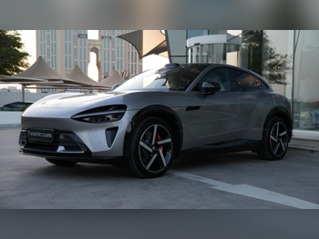 شاومي  واي يو 7  ماكس  2026  اوتوماتيك  0 كم  0 سلندر  دفع كلي مستمر  اس يو في  رمادي  تحت الضمان