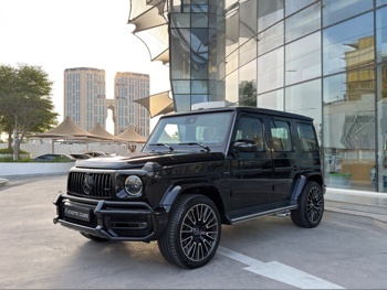 مرسيدس - بنز  جي - كلاس  63 اي ام جي  2023  اوتوماتيك  32,000 كم  8 سلندر  دفع رباعي  اس يو في  أسود  تحت الضمان