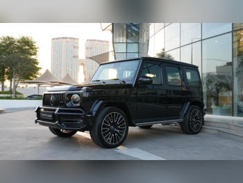 مرسيدس - بنز  جي - كلاس  63 اي ام جي  2023  اوتوماتيك  32,000 كم  8 سلندر  دفع رباعي  اس يو في  أسود  تحت الضمان