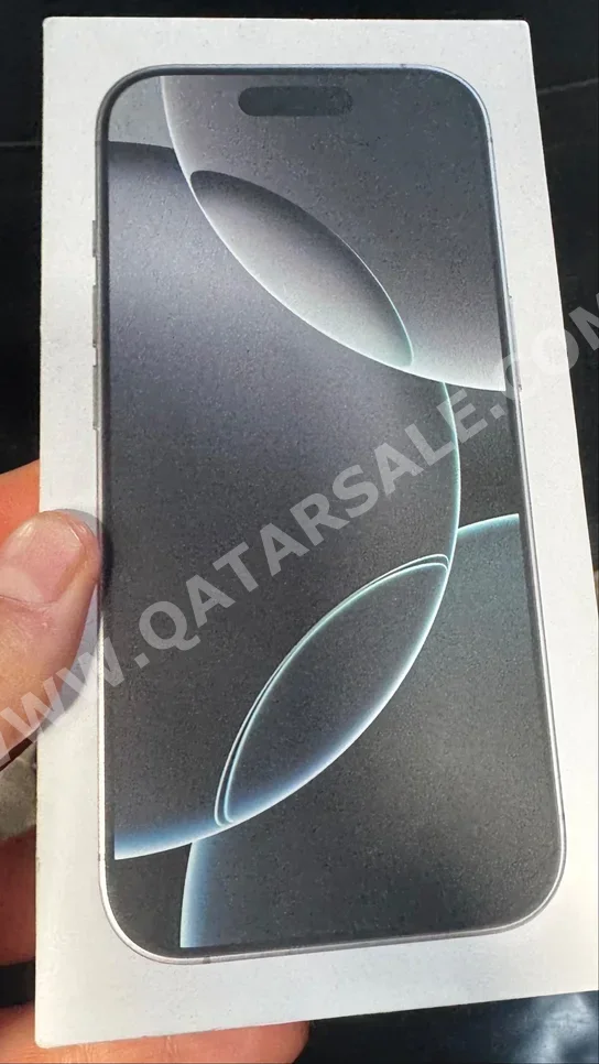 هواتف نقالة ابل  - ايفون 16  - برو  - تيتانيوم أبيض  - 256 جيجابايت