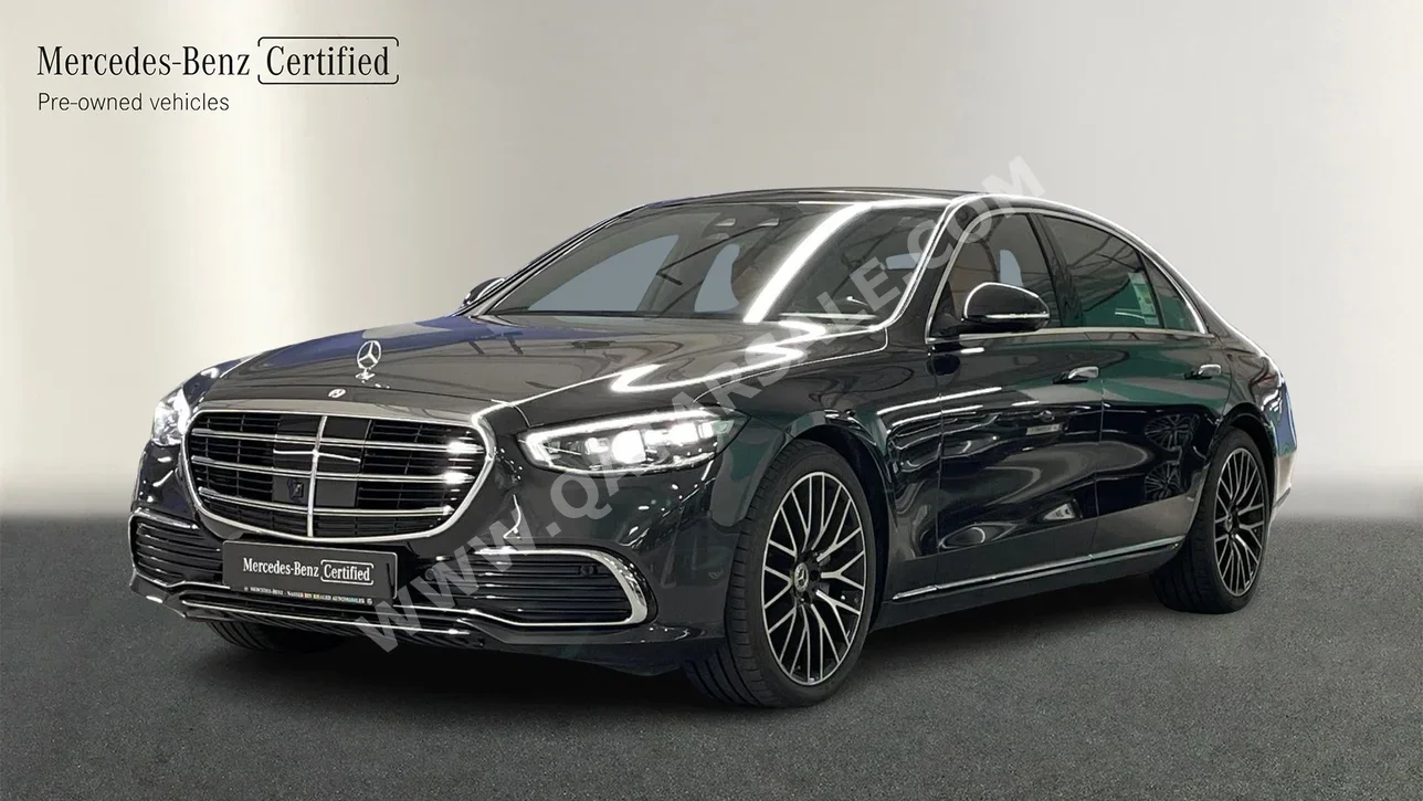 Mercedes-Benz  S-Class  450  2025  Automatic  2,500 Km  6 Cylinder  Four Wheel Drive (4WD)  Sedan  Gray  With Warranty