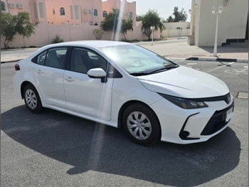 تويوتا  كورولا  اكس ال اي  2020  اوتوماتيك  149,500 كم  4 سلندر  سحب امامي  سيدان  أبيض