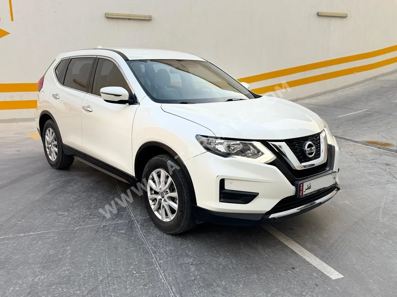 نيسان إكس - ترايل 2019 اوتوماتيك 78,000 كم 4 سلندر دفع رباعي اس يو في أبيض