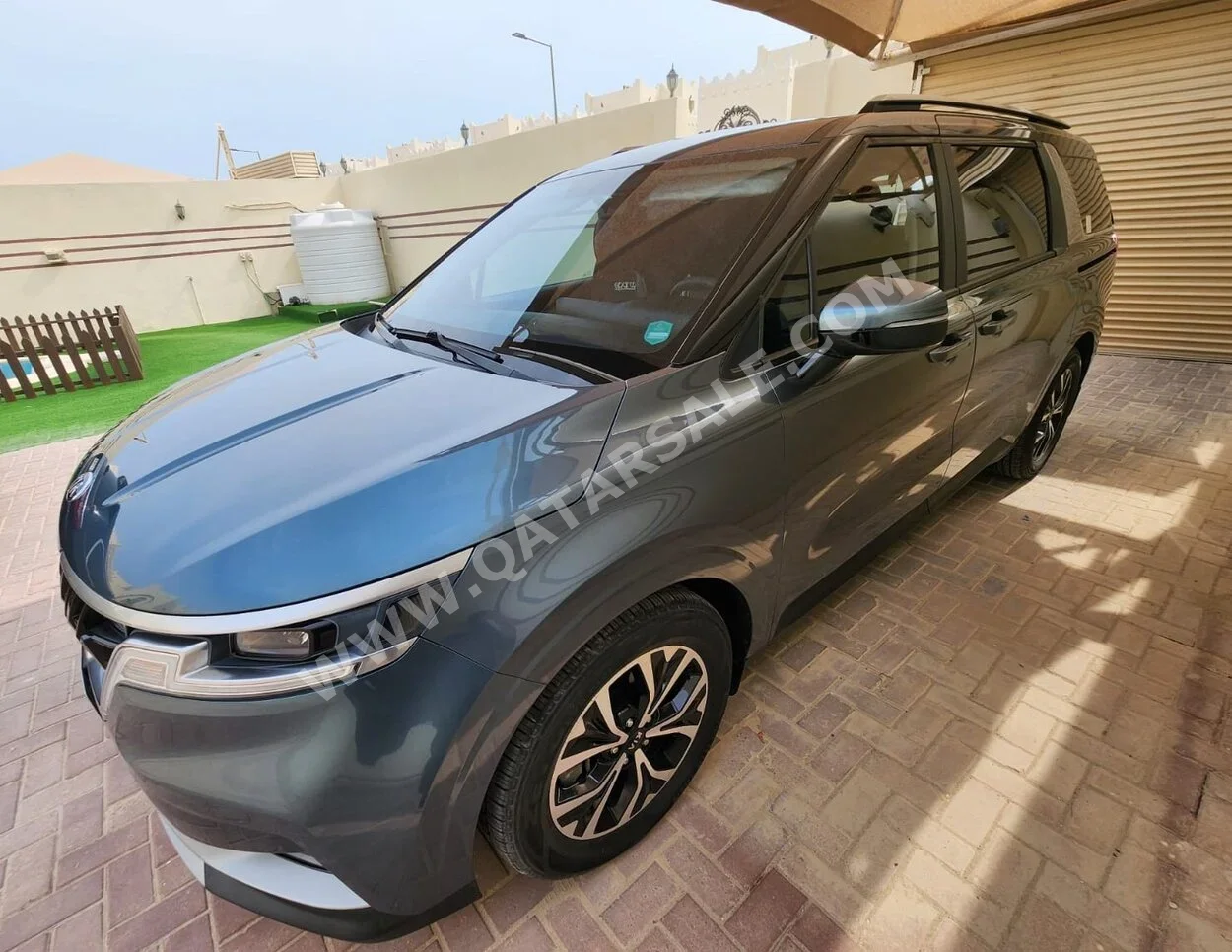 Kia  Carnival  2021  Automatic  60,867 Km  6 Cylinder  Front Wheel Drive (FWD)  Van / Bus  Blue  With Warranty