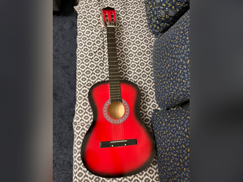 غيتار اكوستيك أحمر \ للمبتدئين