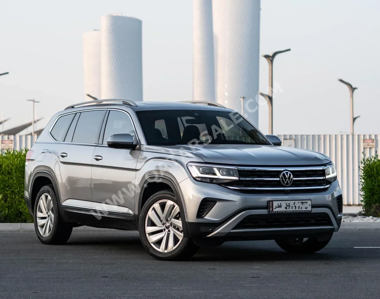 فوكس واغن  تيراماونت  هاي لاين  2021  اوتوماتيك  65,360 كم  6 سلندر  دفع كلي مستمر  اس يو في  فضي