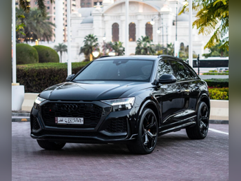 اودي  ار اس كيو 8  2021  اوتوماتيك  64,000 كم  8 سلندر  دفع كلي مستمر  اس يو في  أسود  تحت الضمان