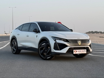 بيجو  408  جي تي  2024  اوتوماتيك  76,000 كم  4 سلندر  سحب امامي  سيدان  أبيض  تحت الضمان