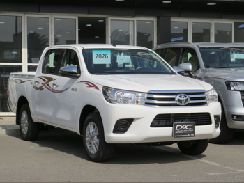 Toyota  Hilux  2026  Automatic  0 Km  4 Cylinder  Four Wheel Drive (4WD)  Pick Up  White  With Warranty