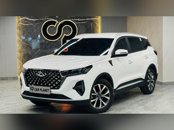 شيري  تيجو  7 برو ماكس  2025  اوتوماتيك  17,000 كم  4 سلندر  دفع رباعي  اس يو في  أبيض