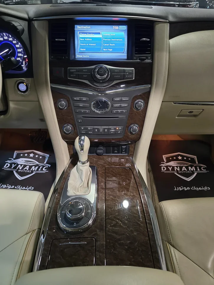 انفنيتي  كيو اكس  80  2015  اوتوماتيك  190,000 كم  8 سلندر  دفع رباعي  اس يو في  رمادي