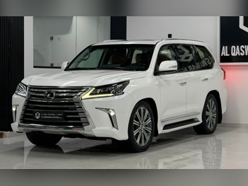 Lexus  LX  570  2016  Automatic  46,000 Km  8 Cylinder  Four Wheel Drive (4WD)  SUV  White