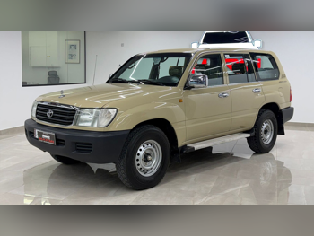 Toyota  Land Cruiser  G  1998  Manual  62,000 Km  6 Cylinder  Four Wheel Drive (4WD)  SUV  Beige