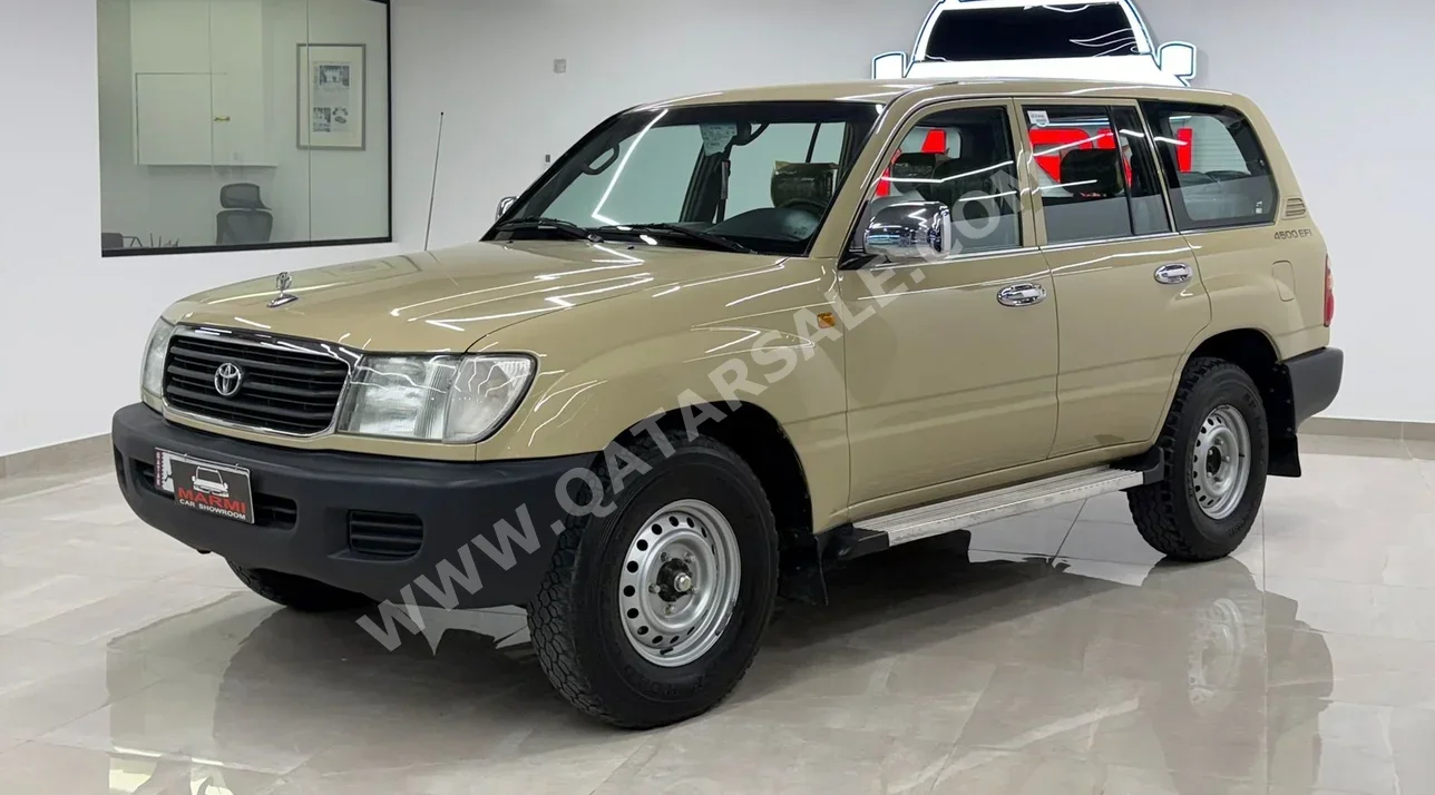 Toyota  Land Cruiser  G  1998  Manual  62,000 Km  6 Cylinder  Four Wheel Drive (4WD)  SUV  Beige