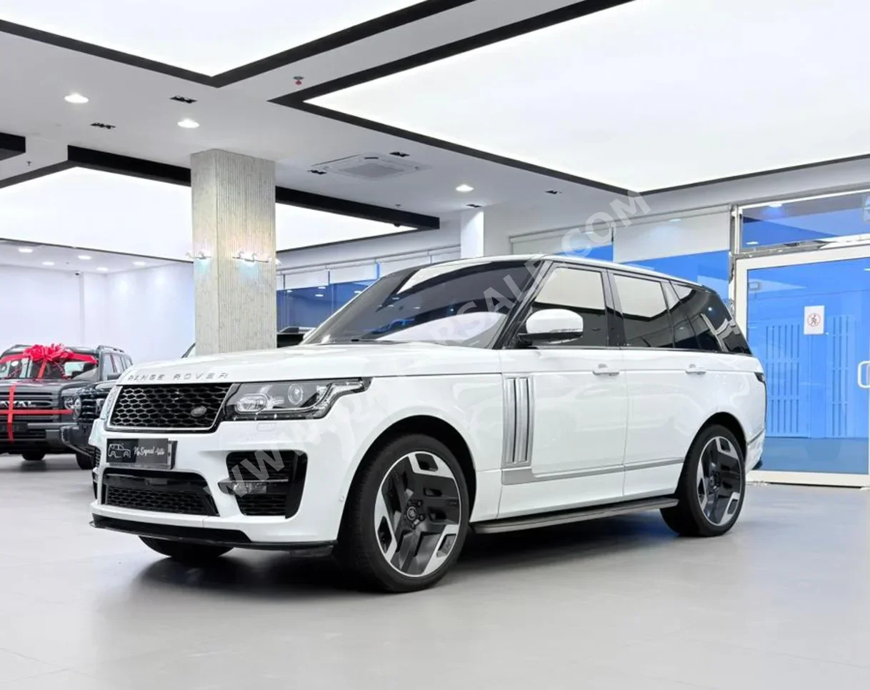 Land Rover  Range Rover  Vogue  Autobiography  2017  Automatic  97,000 Km  8 Cylinder  Four Wheel Drive (4WD)  SUV  White