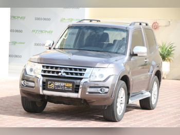 Mitsubishi  Pajero  3.8  2016  Automatic  77,000 Km  6 Cylinder  Four Wheel Drive (4WD)  SUV  Gray