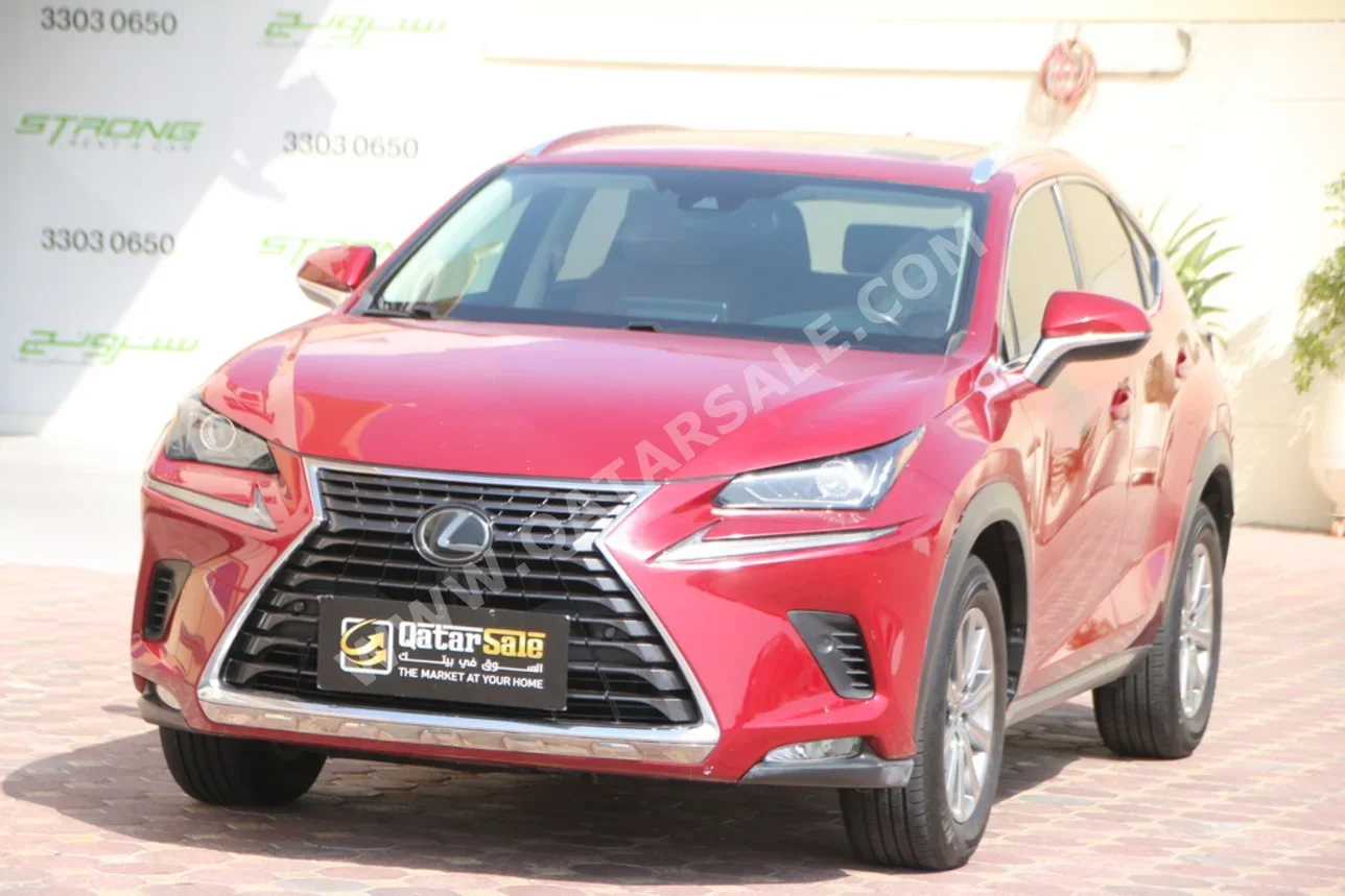 لكزس  ان اكس  300  2021  اوتوماتيك  114,000 كم  4 سلندر  دفع رباعي  اس يو في  عنابي