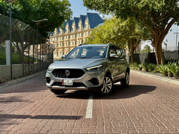 MG  Zs  2024  Automatic  43,250 Km  4 Cylinder  Front Wheel Drive (FWD)  SUV  Silver