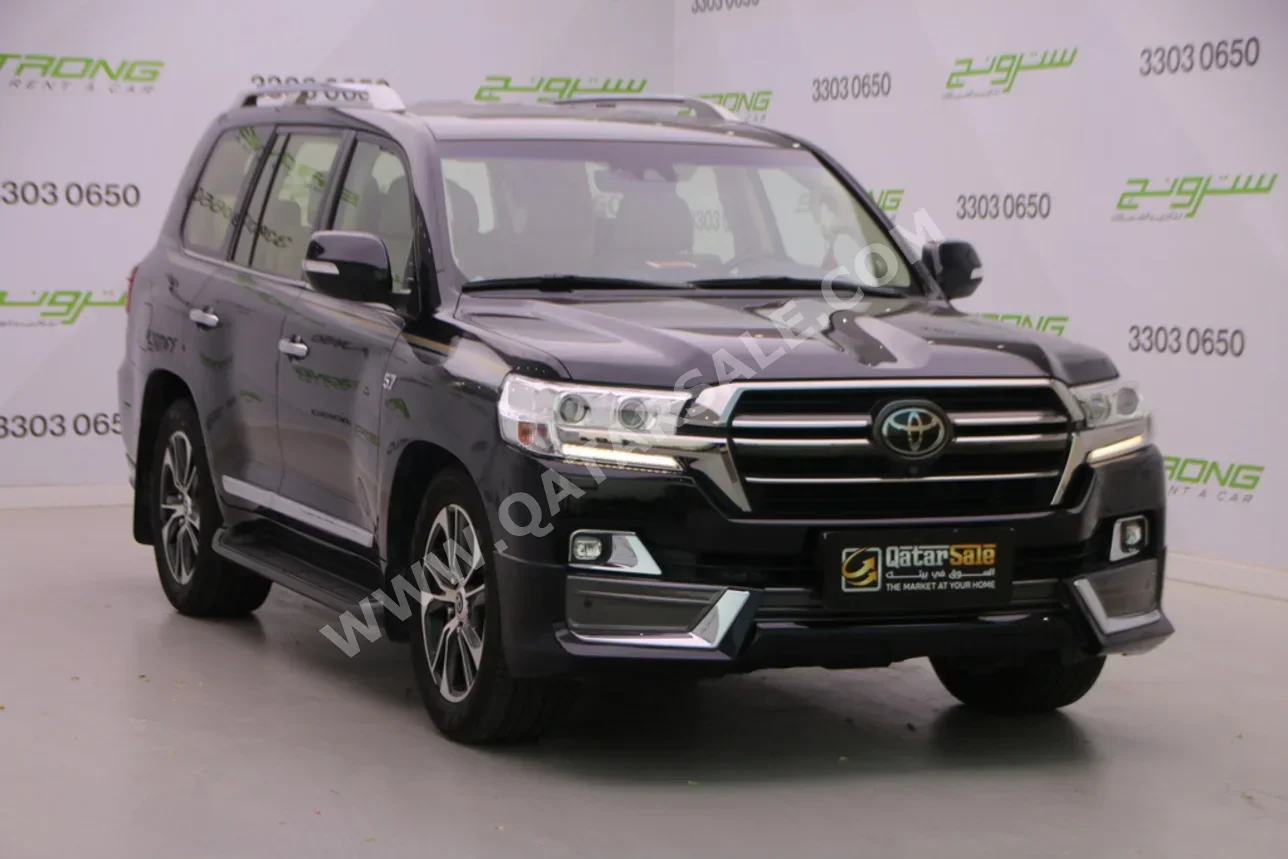Toyota  Land Cruiser  VXS  2019  Automatic  54,000 Km  8 Cylinder  Four Wheel Drive (4WD)  SUV  Black