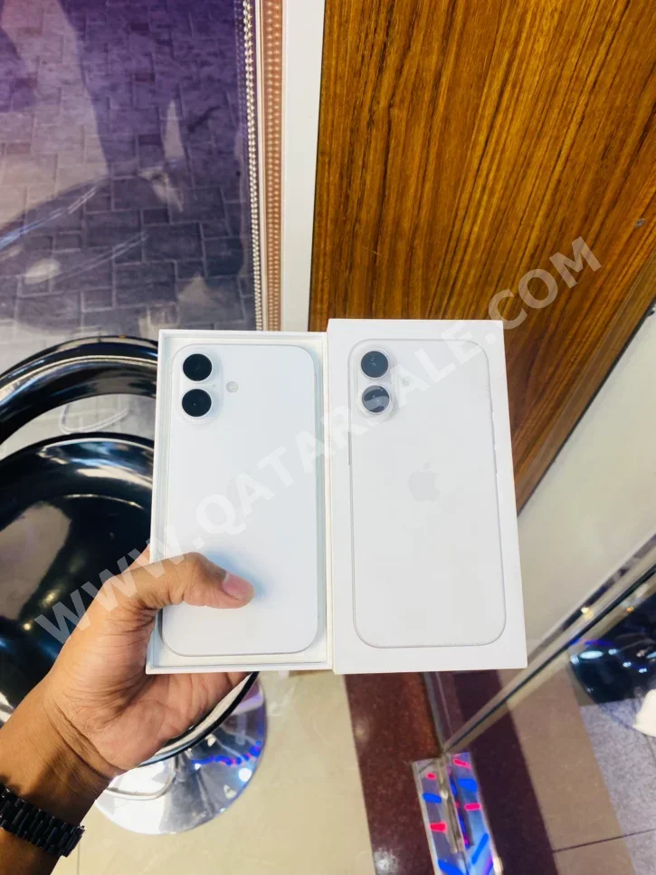 Mobile Phones Apple  - Iphone 16  - White  - 128 GB