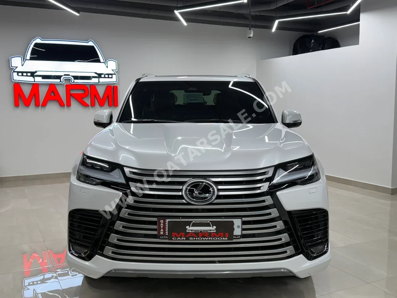 لكزس ال اكس 600 لكجري 2025 اوتوماتيك 3,000 كم 6 سلندر دفع كلي مستمر اس يو في أبيض تحت الضمان