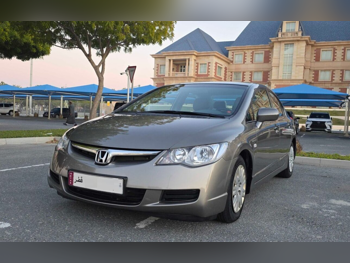 هوندا  سيفيك  LXI  2008  اوتوماتيك  56,000 كم  4 سلندر  سحب امامي  سيدان  رمادي