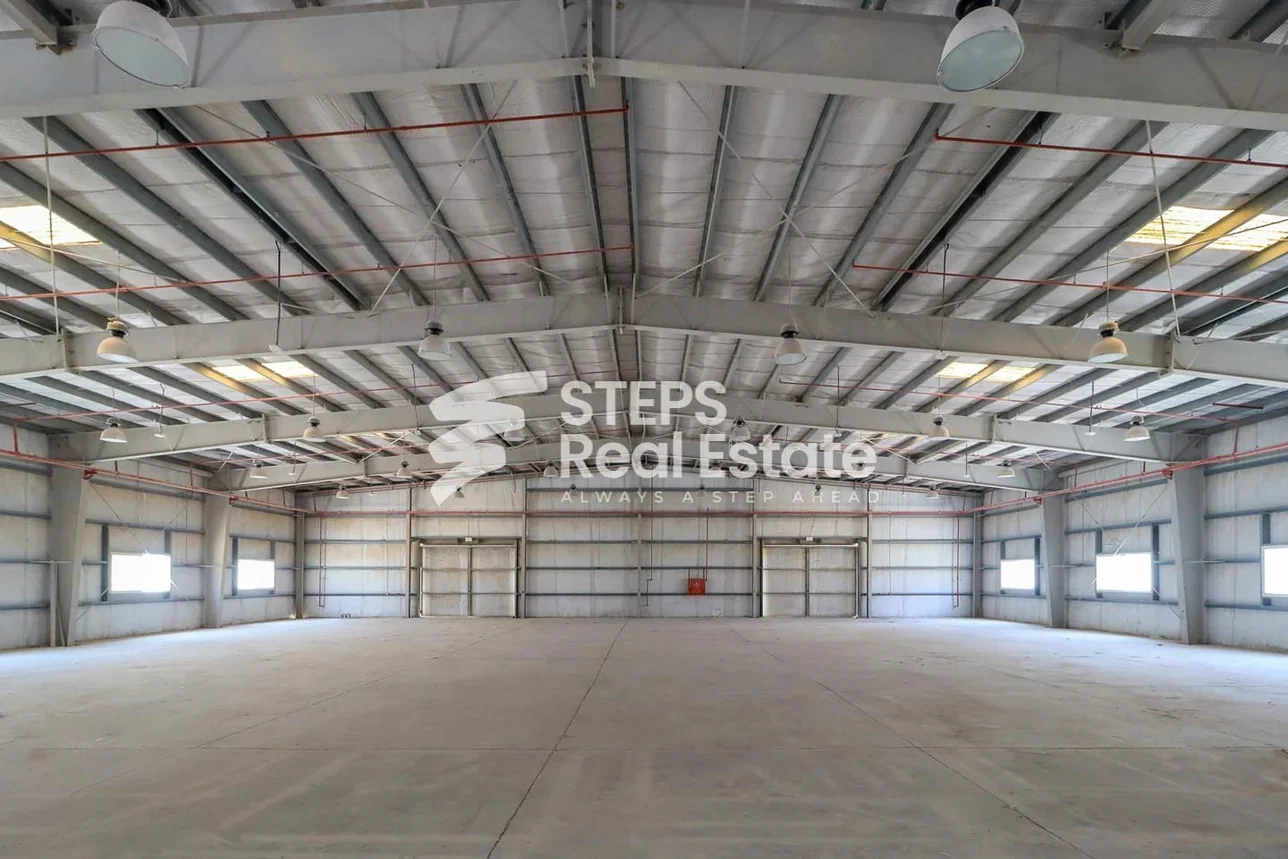 Warehouses & Stores - Al Wakrah  - Barkit Al Awamer  -Area Size: 2000 Square Meter