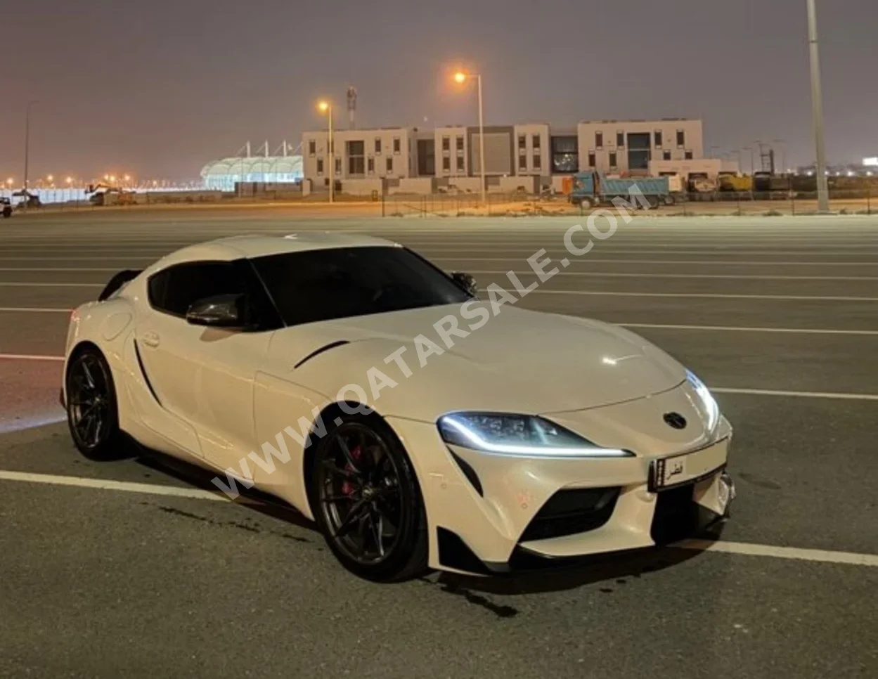 تويوتا سوبرا جي ار 2023 اوتوماتيك 64,000 كم 6 سلندر دفع خلفي كوبيه \ سبورت أبيض تحت الضمان