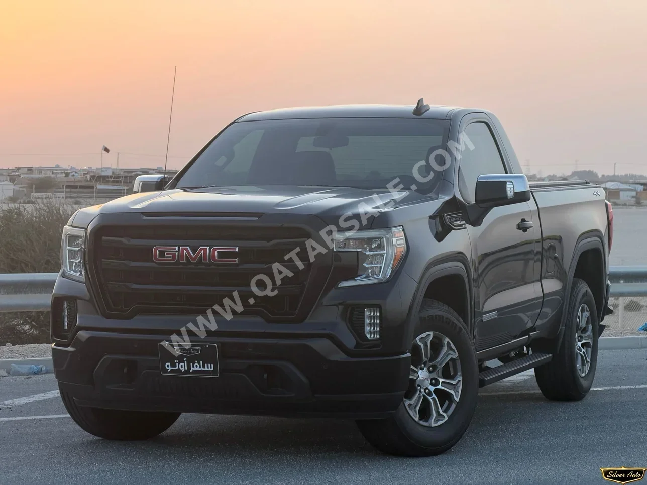 جي ام سي  سييرا  اليفيشن  2019  اوتوماتيك  113,000 كم  8 سلندر  دفع رباعي  بيكب  أسود