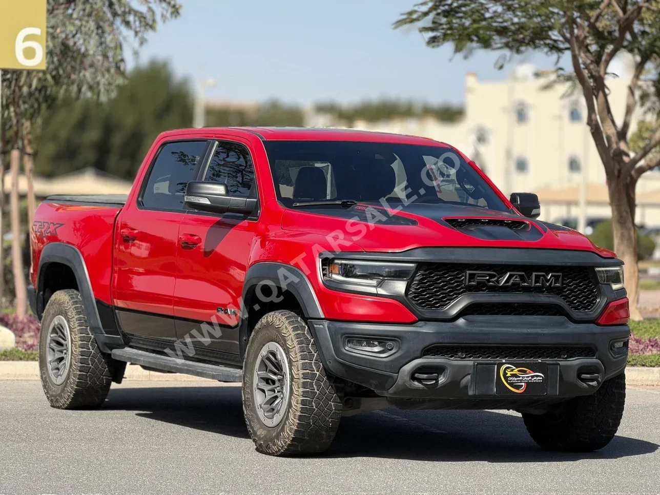 دودج  رام  تي أر إكس  2022  اوتوماتيك  81,000 كم  8 سلندر  دفع رباعي  بيكب  أحمر  تحت الضمان
