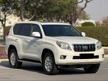 تويوتا  برادو  تي اكس ال  2010  اوتوماتيك  150,000 كم  6 سلندر  دفع رباعي  اس يو في  أبيض