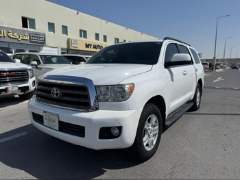 Toyota  Sequoia  SR5  2013  Automatic  175,000 Km  8 Cylinder  Four Wheel Drive (4WD)  SUV  White