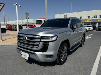 Toyota  Land Cruiser  VX Twin Turbo  2024  Automatic  58,000 Km  6 Cylinder  Four Wheel Drive (4WD)  SUV  Silver  With Warranty