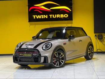 ميني  كوبر  جي سي دبليو  2022  اوتوماتيك  25,000 كم  4 سلندر  سحب امامي  هاتشباك  بيج