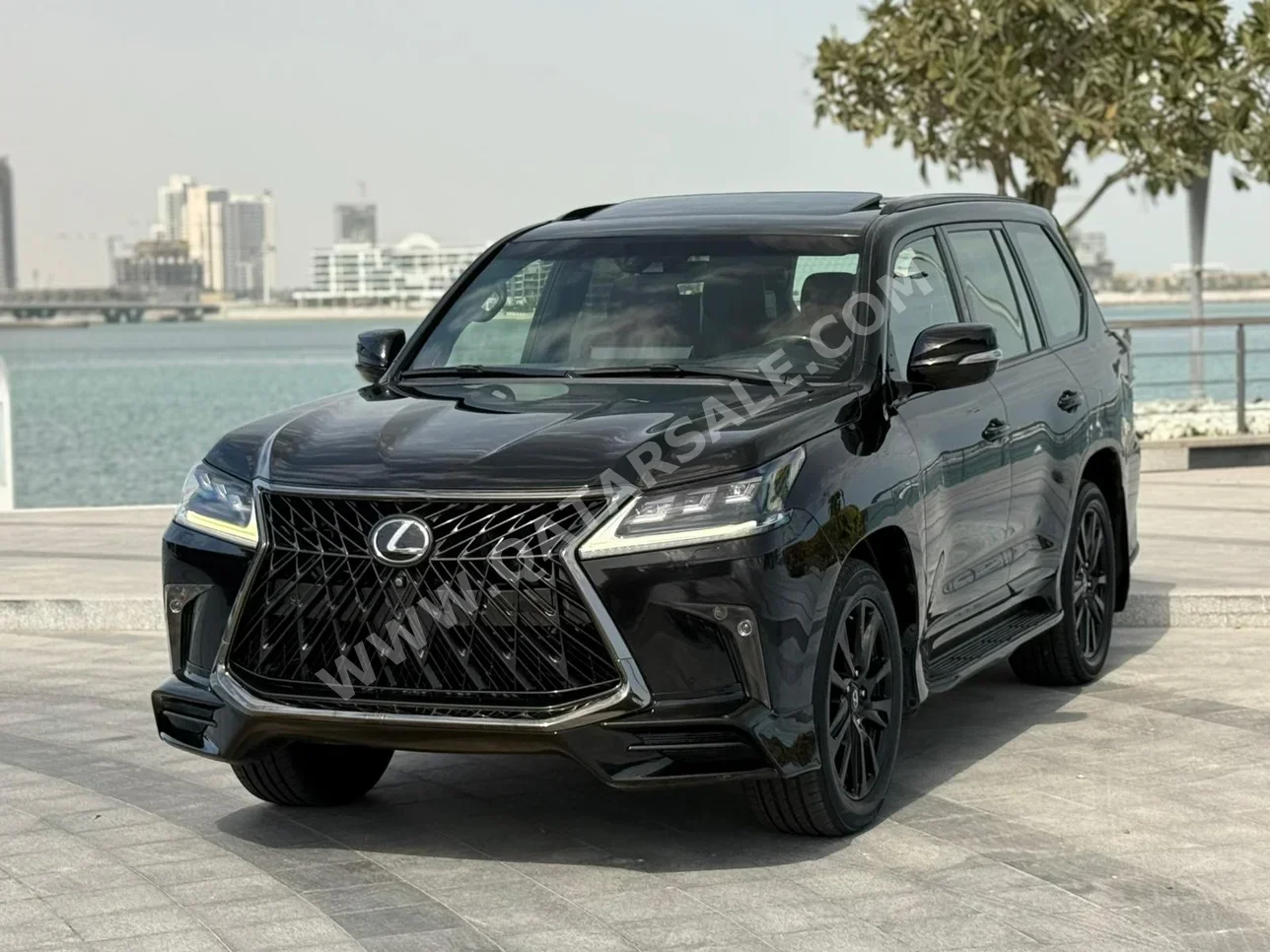 Lexus  LX  570 S Black Edition  2019  Automatic  106,000 Km  8 Cylinder  Four Wheel Drive (4WD)  SUV  Black