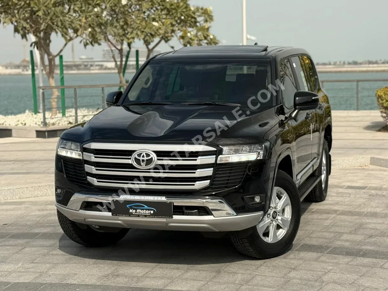 Toyota  Land Cruiser  GXR  2025  Automatic  1,590 Km  6 Cylinder  Four Wheel Drive (4WD)  SUV  Black  With Warranty