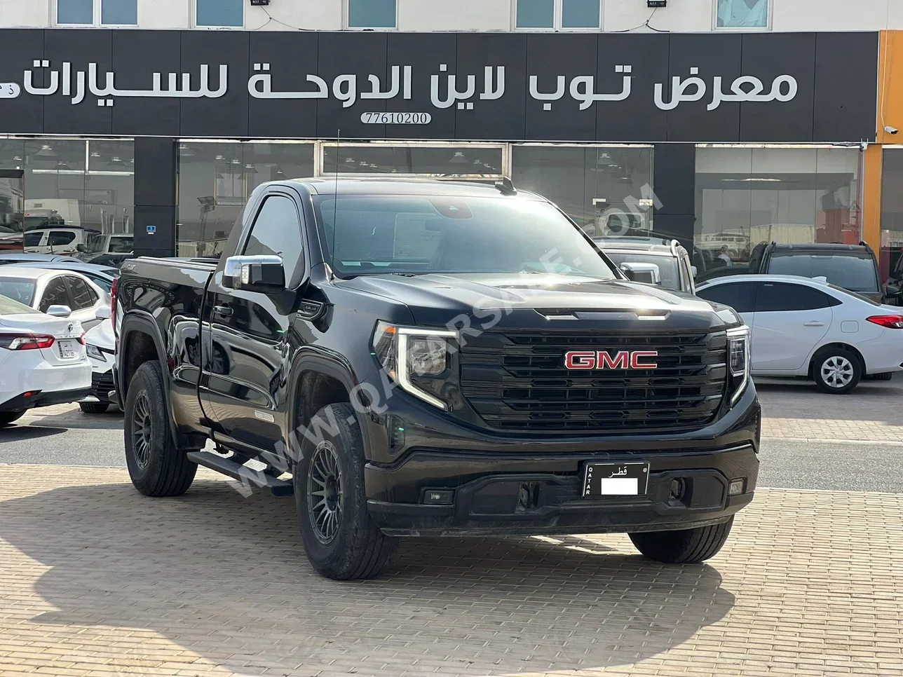GMC  Sierra  Elevation  2023  Automatic  83,000 Km  8 Cylinder  Four Wheel Drive (4WD)  Pick Up  Black