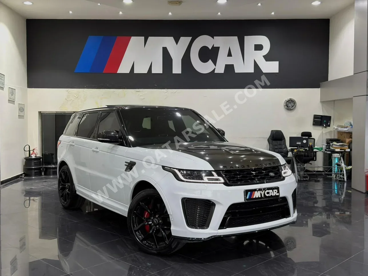 Land Rover  Range Rover  Sport SVR  2022  Automatic  54,000 Km  8 Cylinder  Four Wheel Drive (4WD)  SUV  White  With Warranty