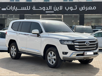 Toyota  Land Cruiser  GXR  2025  Automatic  20,000 Km  6 Cylinder  Four Wheel Drive (4WD)  SUV  White  With Warranty