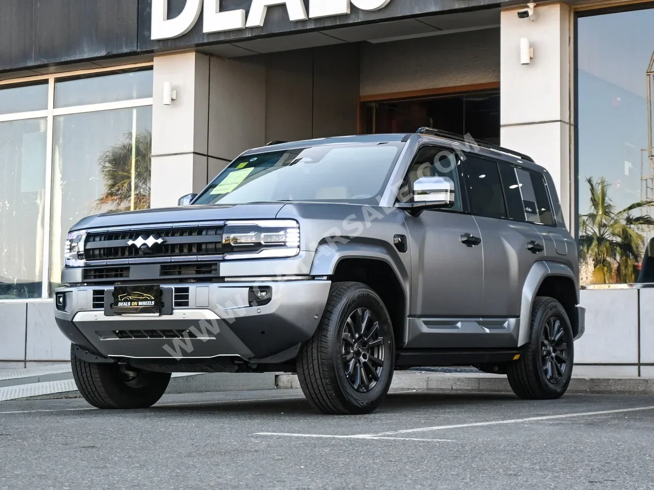 BYD  Leopard 5  Ultra 5  2025  Automatic  0 Km  4 Cylinder  Four Wheel Drive (4WD)  SUV  Gray Matte