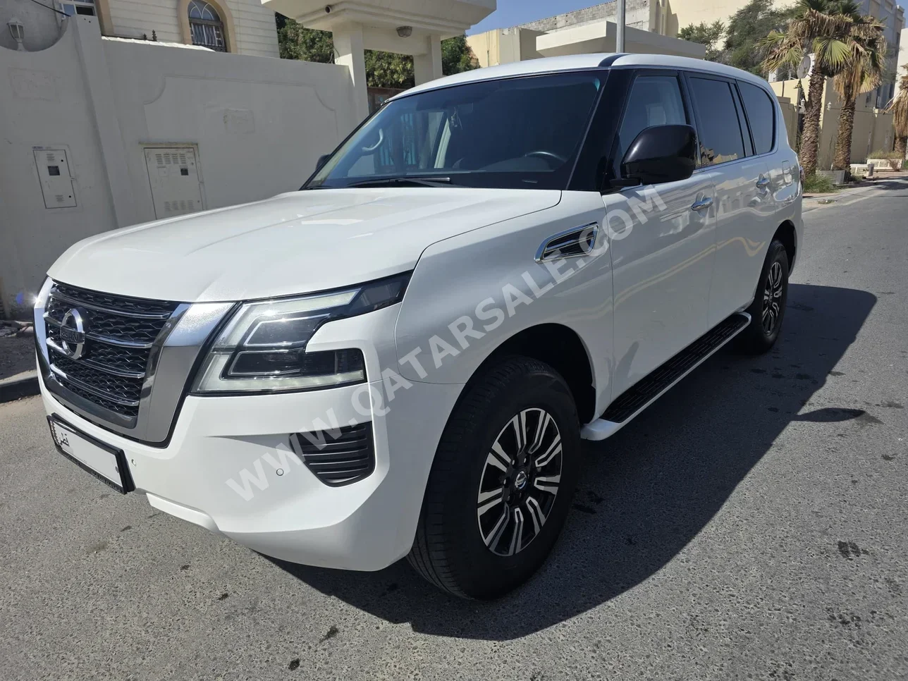 نيسان باترول أكس أي 2020 اوتوماتيك 83,000 كم 6 سلندر دفع رباعي اس يو في أبيض