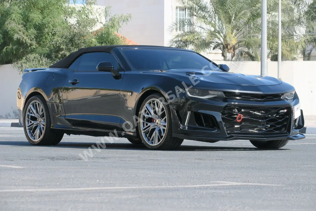 Chevrolet  Camaro  RS  2018  Automatic  133,000 Km  6 Cylinder  Rear Wheel Drive (RWD)  Convertible  Black